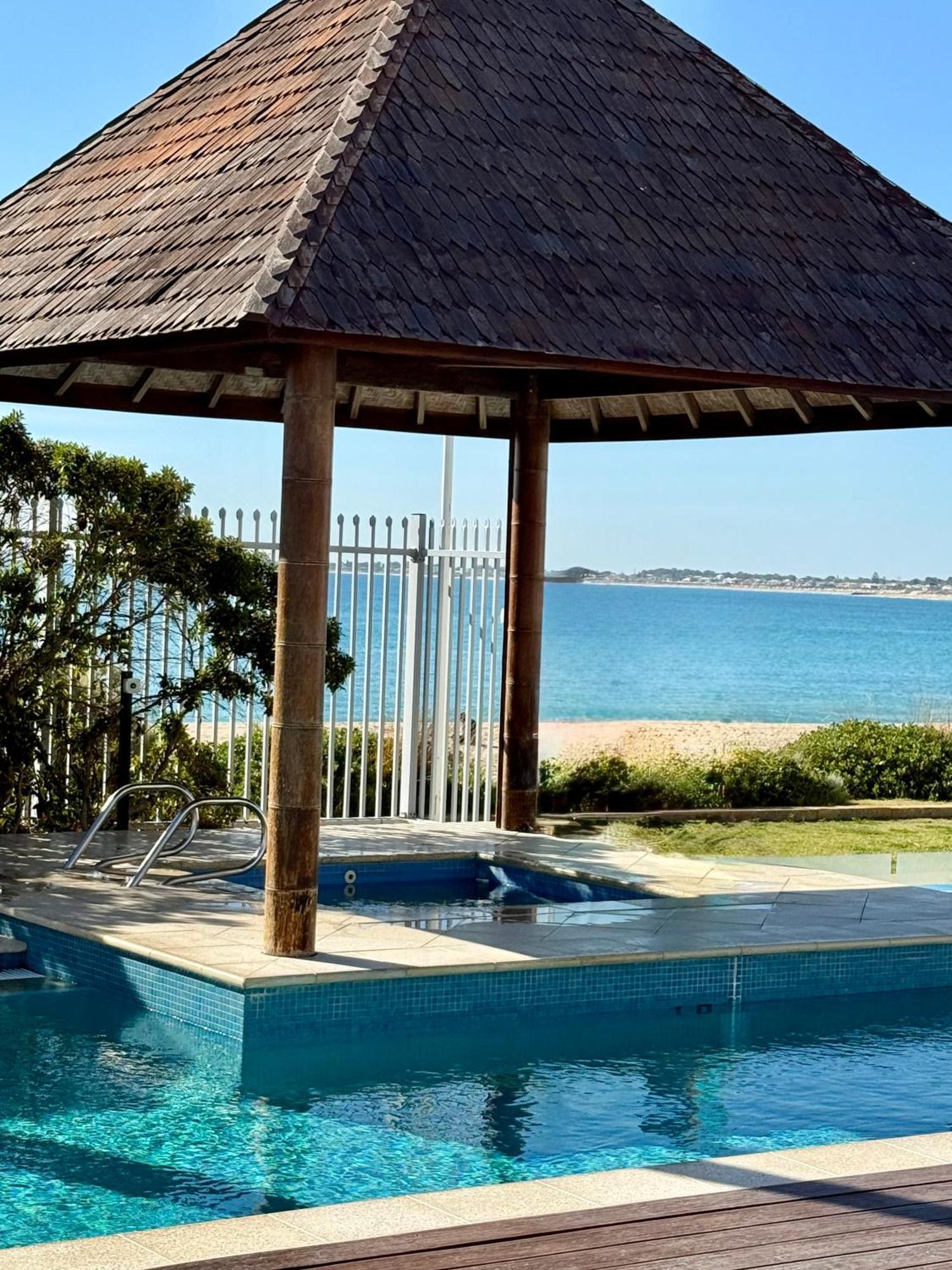 Apartamento Tempel By The Sea Mandurah Exterior foto